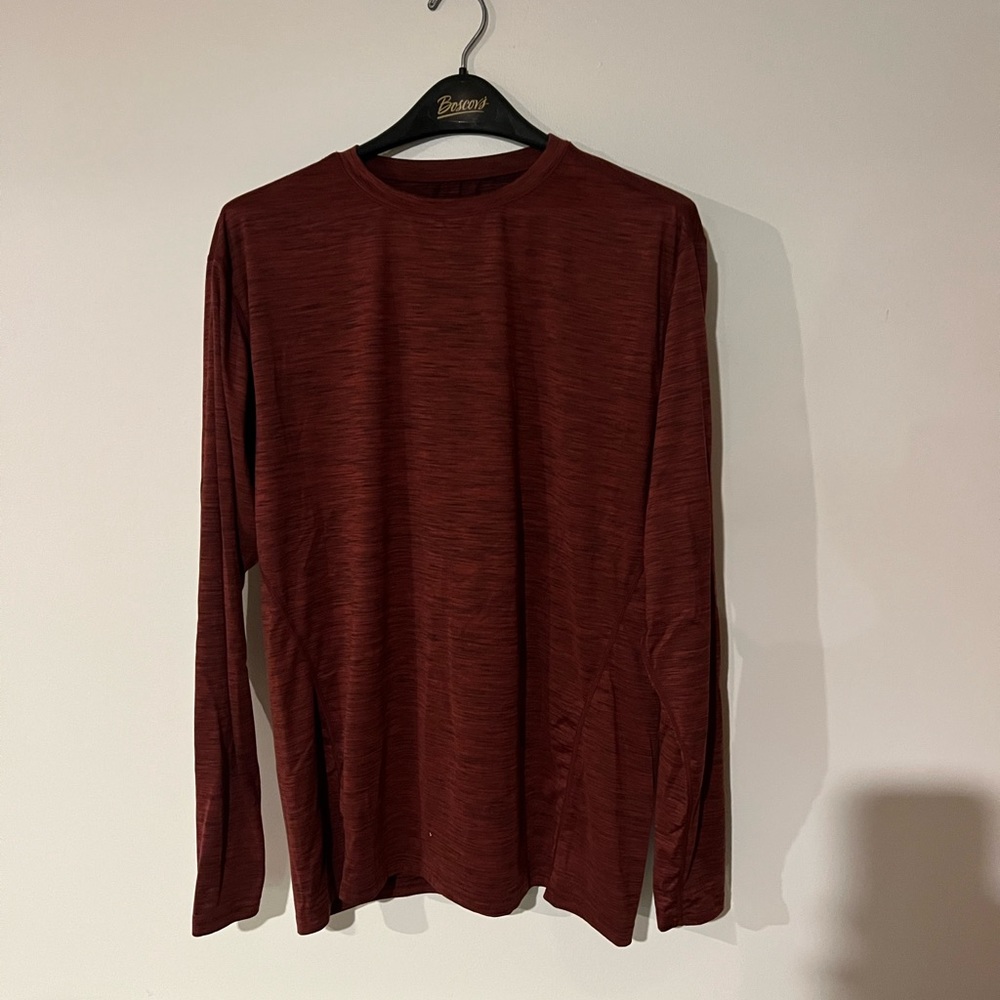 Born primitive large never worn long sleeve red